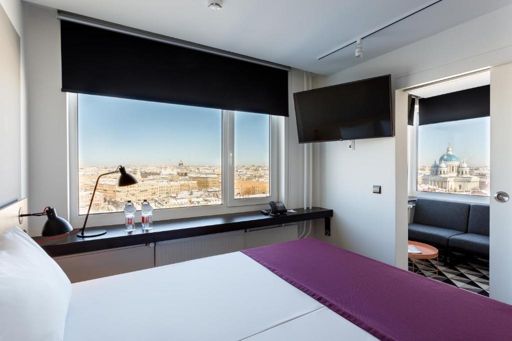 Azimut Saint Petersburg hotel